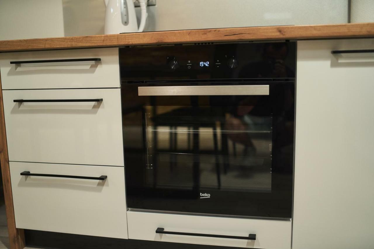 Apartament - Jacuzzi Rzeszow Ngoại thất bức ảnh